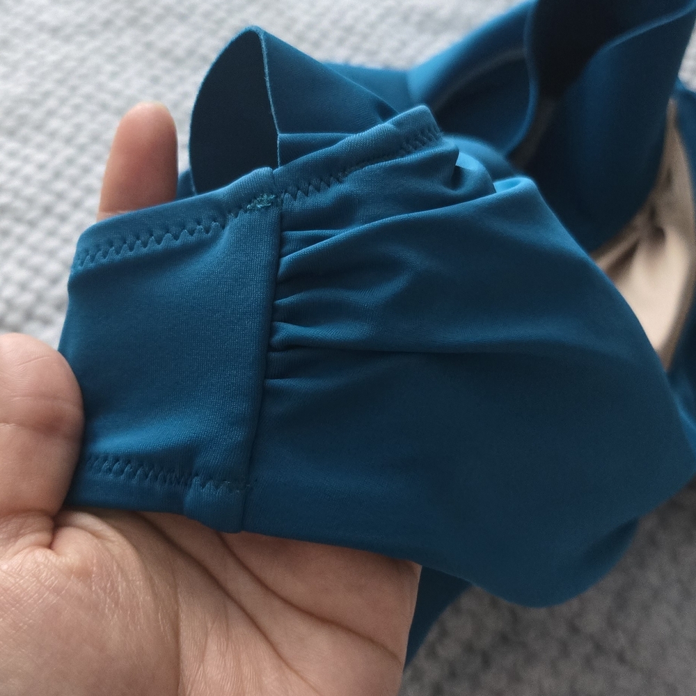 Shade & Shore Blue Ruffled Sleeveless Bikini Top - Picture 7 of 7